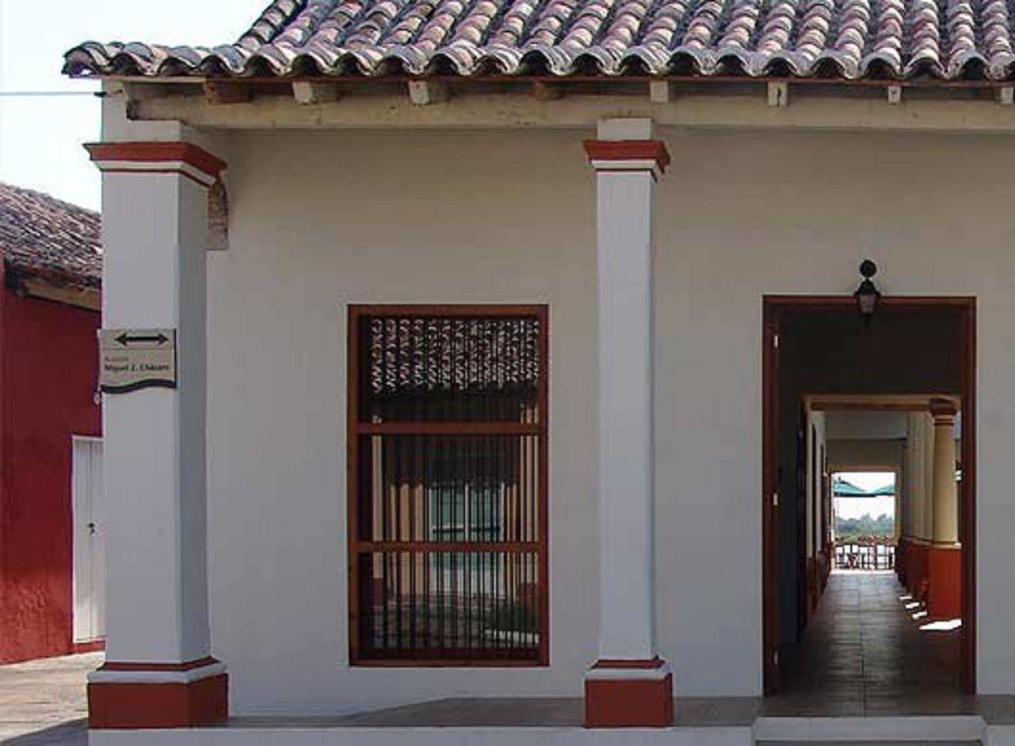Casa Del Rio Hotel Tlacotalpan Bagian luar foto